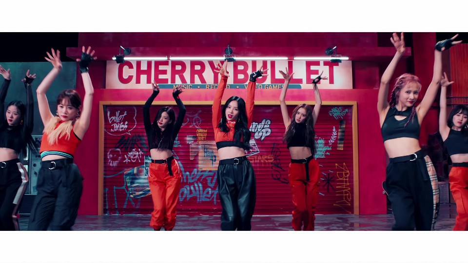 韩国女团Cherry Bullet《Hands Up》4K超清MV下载